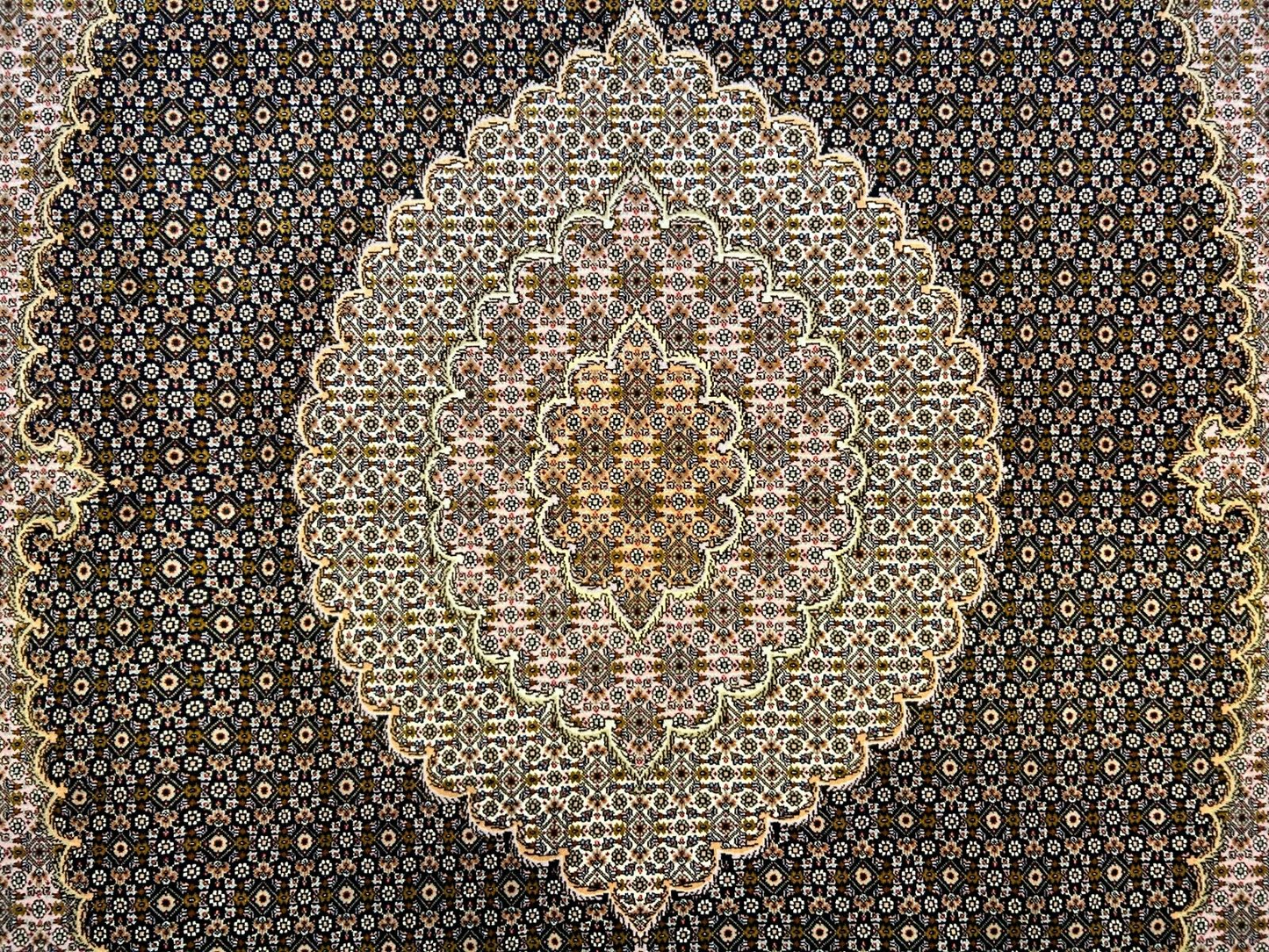 6'7"x9'7" Fine Hand-Knotted Wool & Silk Blend Tabrize Mahi Carpet - Area Rug