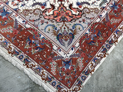 8'1"x11'7" Extra Fine Hand-Knotted Wool & Silk Oriental Rug - Area Carpet