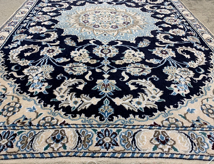 2'11"x4'4" Fine Hand-Knotted Wool & Silk Blend Naine Carpet - Area Rug