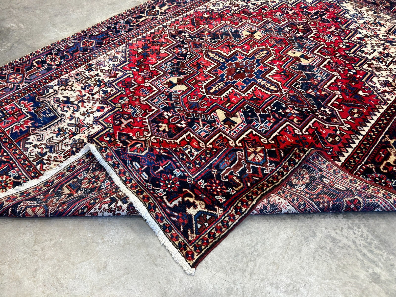 7'2"x10'1" Hand-Knotted 100% Wool Herize Carpet - Area Rug