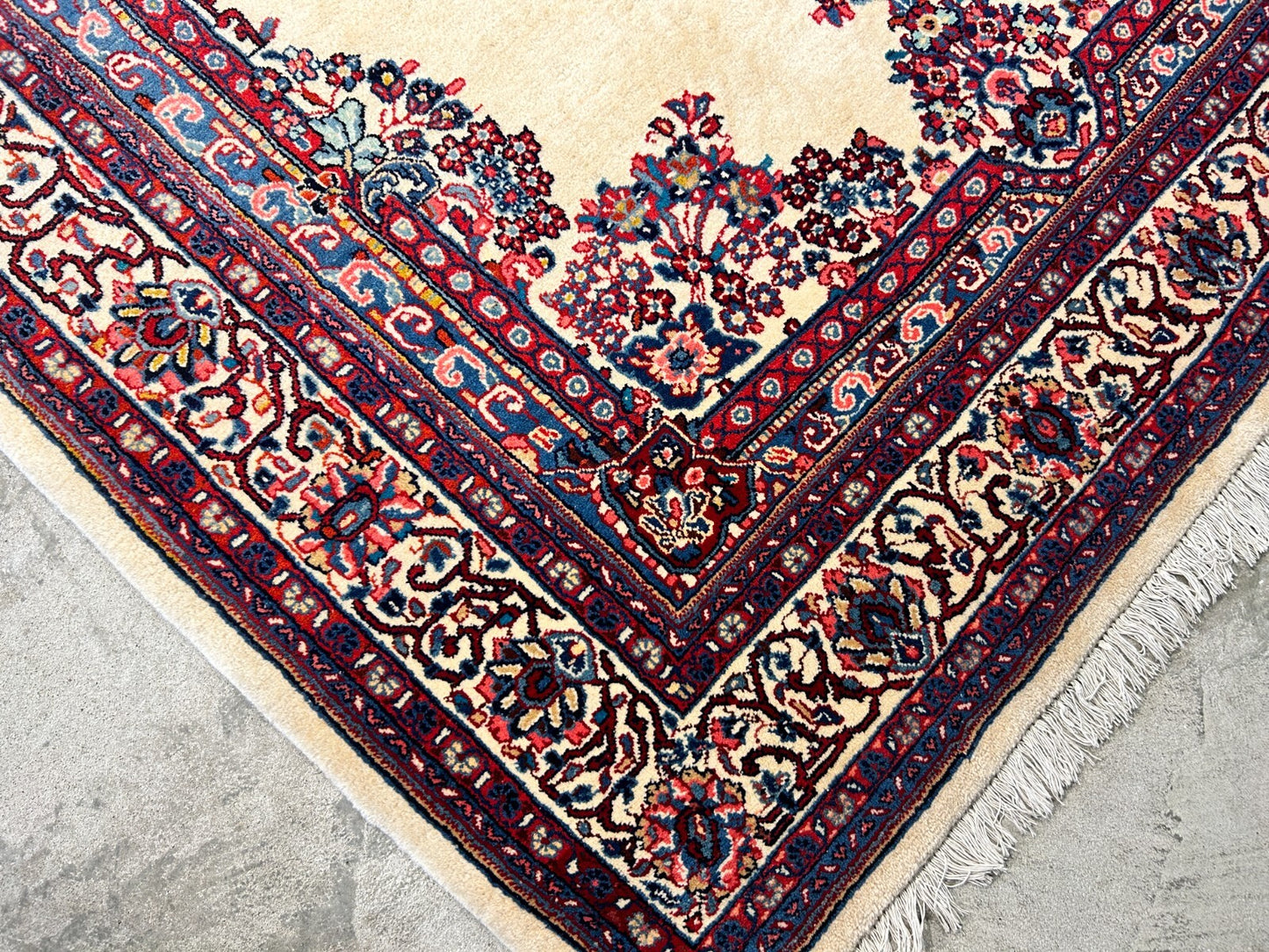 6'3"x9'5" Hand-Knotted 100% Wool Pile Sarouke Carpet - Area Rug