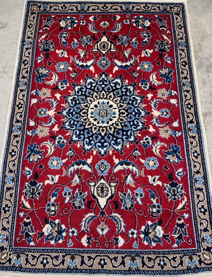 3'x4'5" Fine Hand-Knotted Wool & Silk Blend Naine Carpet - Area Rug