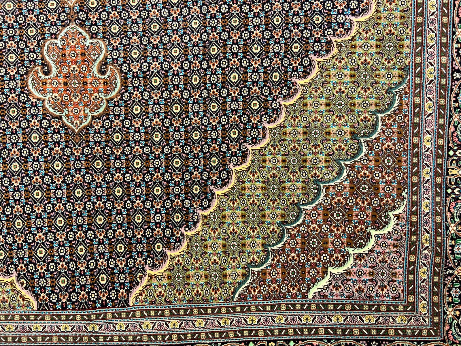 6'7"x9'9" Fine Hand-Knotted Wool & Silk Blend Tabrize Mahi Carpet - Area Rug