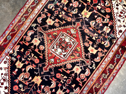 5'2" x 8'7'' Hand-Knotted 100% Wool Pile Hamadane Area Rug