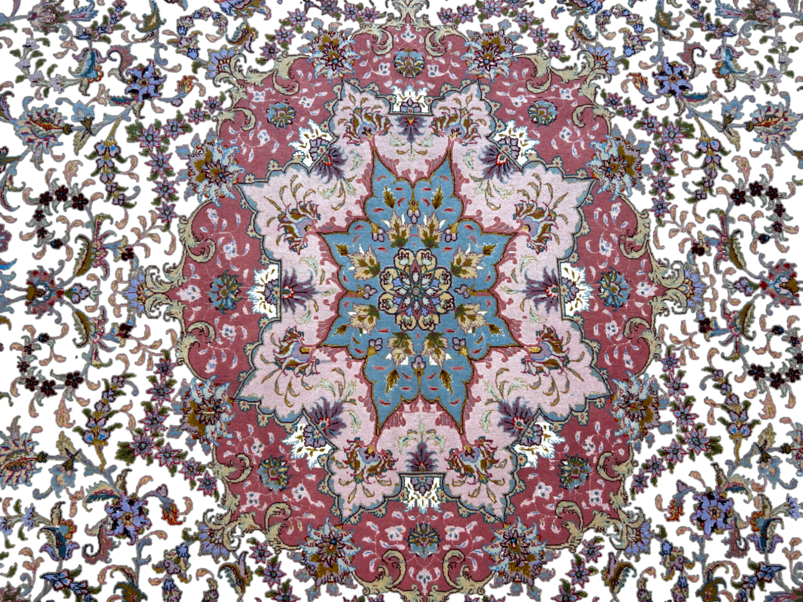 8'4"x11'3" Very Fine Hand-Knotted Wool & Silk Oriental Rug - Area Carpet