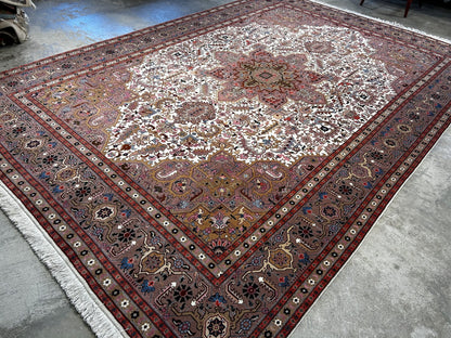8'1"x11'10'' Fine Hand-Knotted Very Fine Wool Pile Tabrize Herize Area Rug