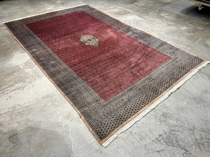 6'x9' Vintage Old Hand-Knotted Wool Oriental Rug - Area Carpet