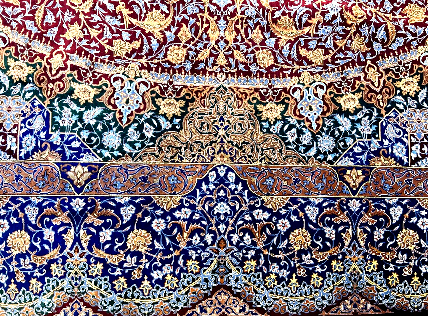 6'6"x10' Exquisite Extra-Fine Hand-Knotted 100% Silk Qume Carpet - Area Rug