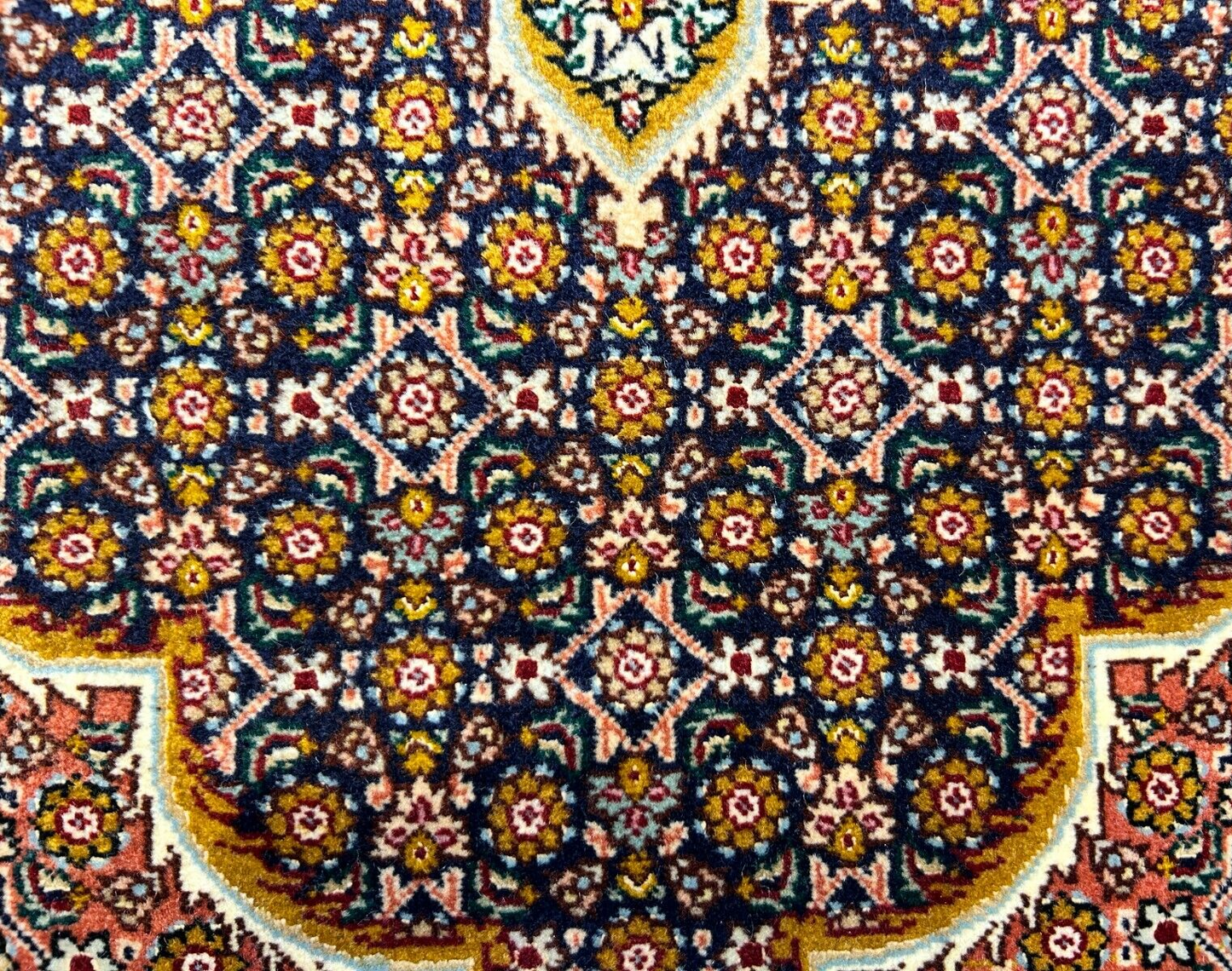 6'8"x10'1" Fine Hand-Knotted Wool & Silk Blend Tabrize Mahi Carpet - Area Rug