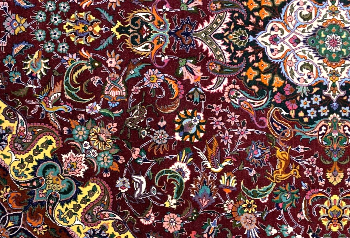 4'9"x6'10" Very Fine Hand-Knotted Wool & Silk Blend Tabrize Carpet - Area Rug