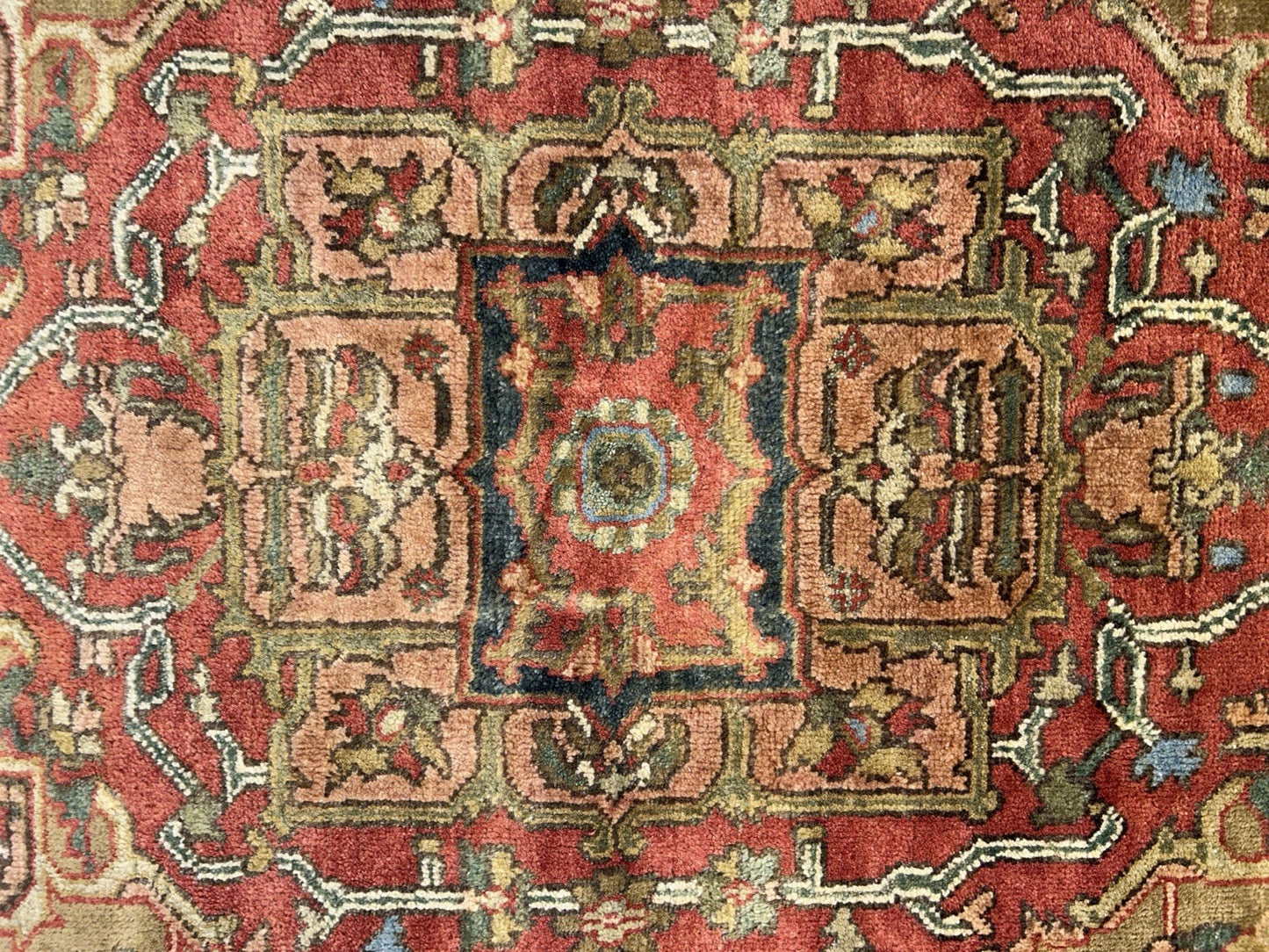 4’1”x6’1” Hand-Knotted 100% Wool Indoserapi Area Rug - Carpet