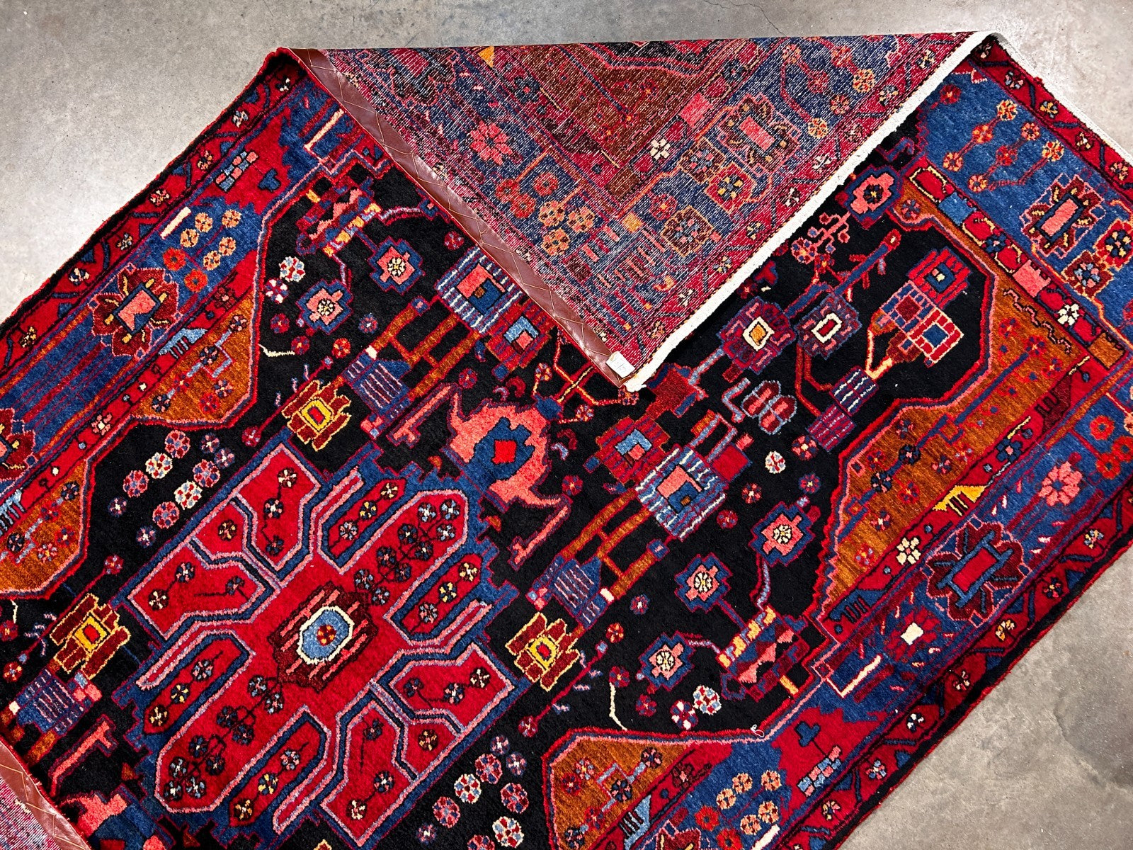 5'4" x 10' Hand-Knotted 100% Wool Pile Hamadane Area Rug
