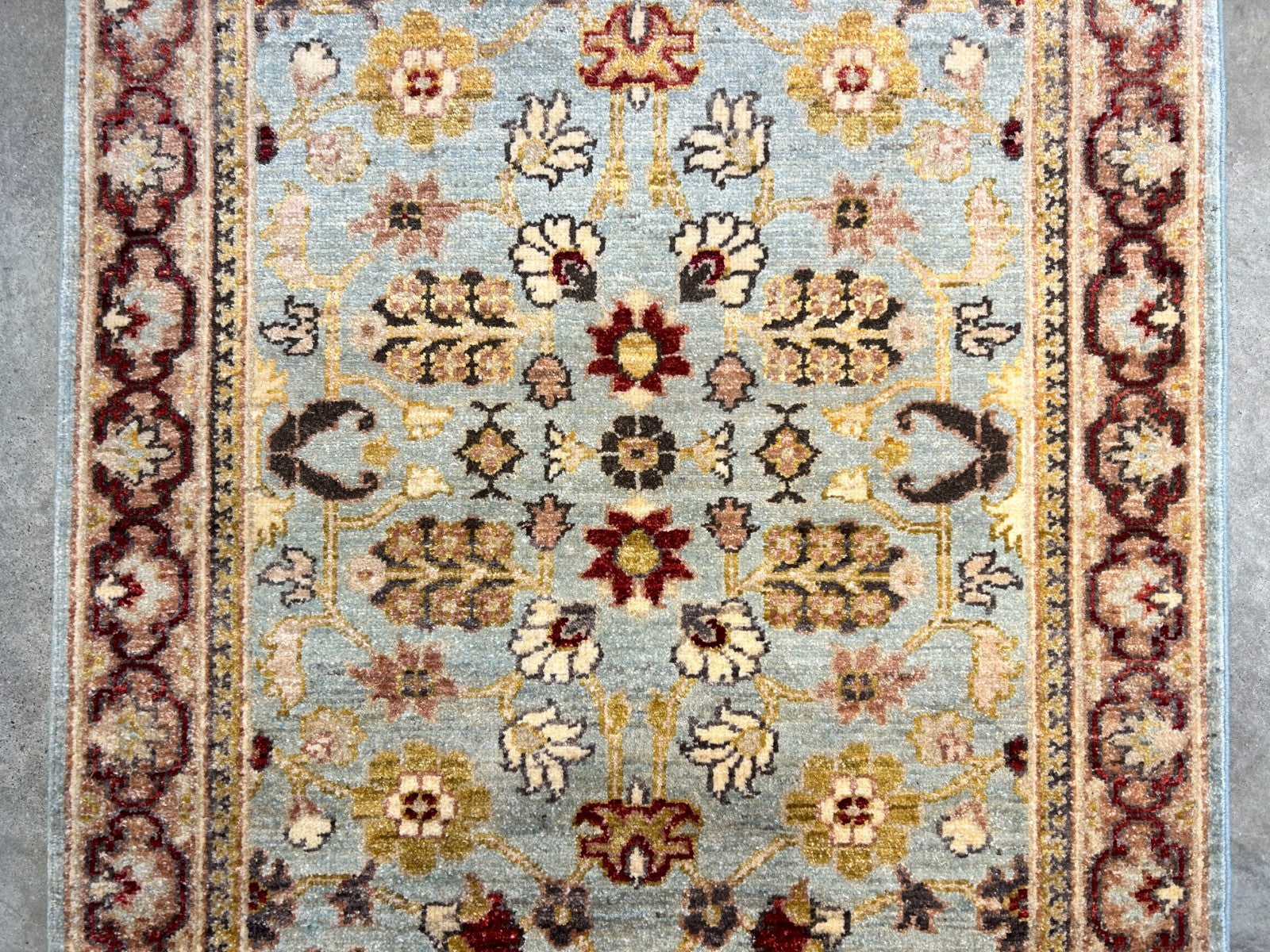 3'x5'2" Fine Hand-Knotted 100% Wool Pile Pakpishawar Area Rug
