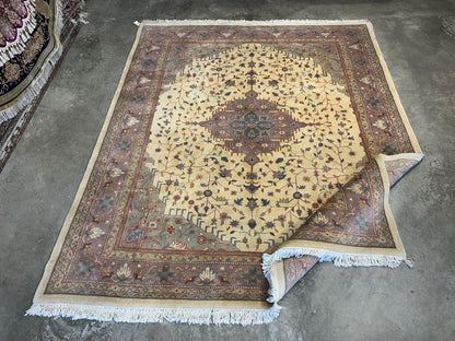 7’10”x9’6” Hand-Knotted 100% Wool Pile Oriental Area Rug - Carpet